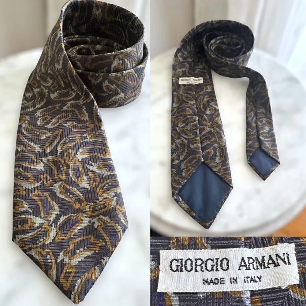 Giorgio Armani mens dark blue geometric print neck tie